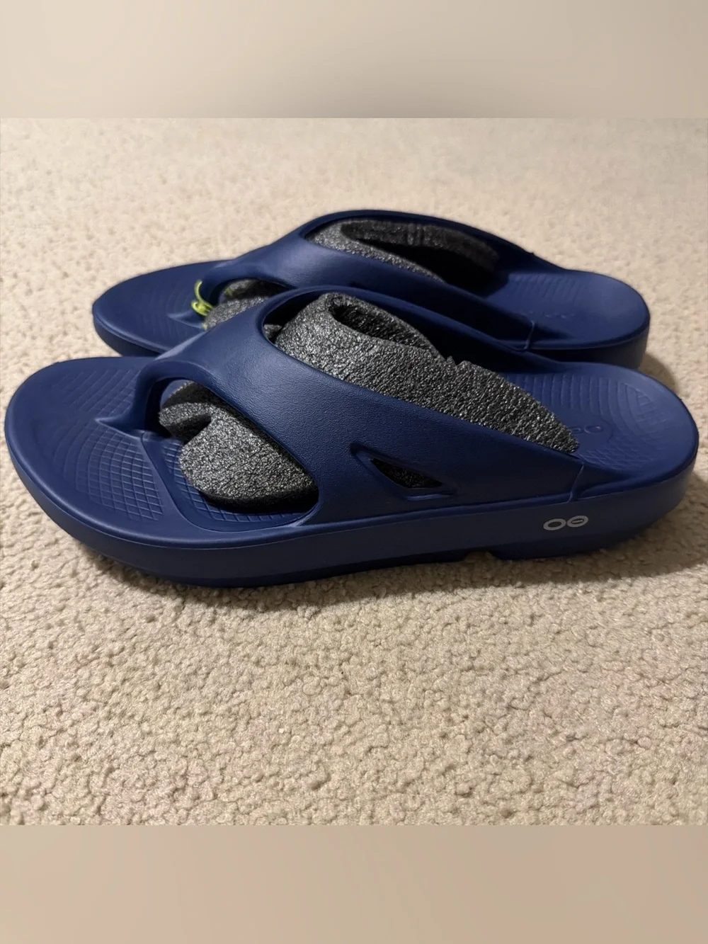 OOFOS Men’s 10 Women’s 12 OORIGINAL Recovery Sandal Flip Flop Style #1000 NEW
